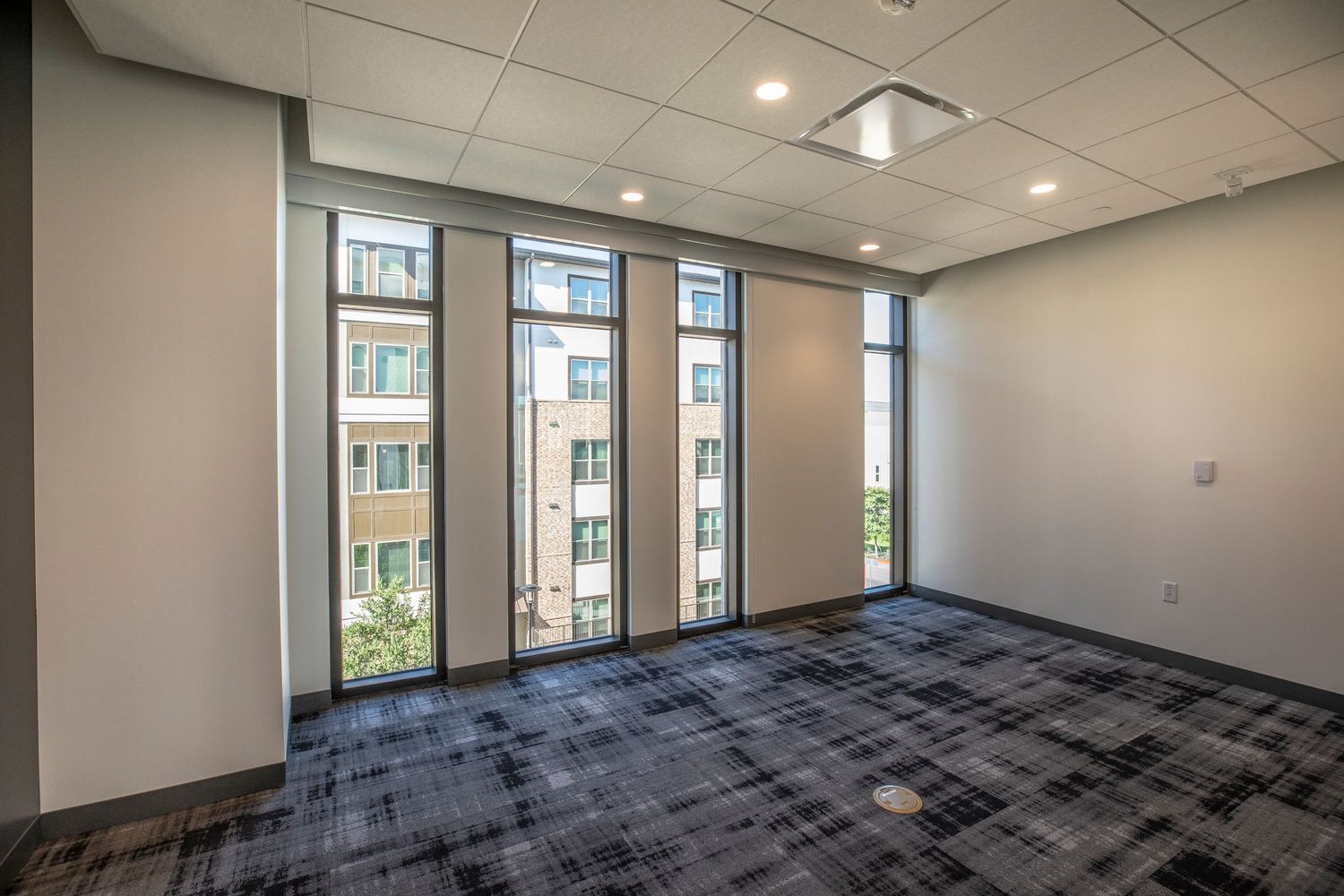 3rd Floor Sublease